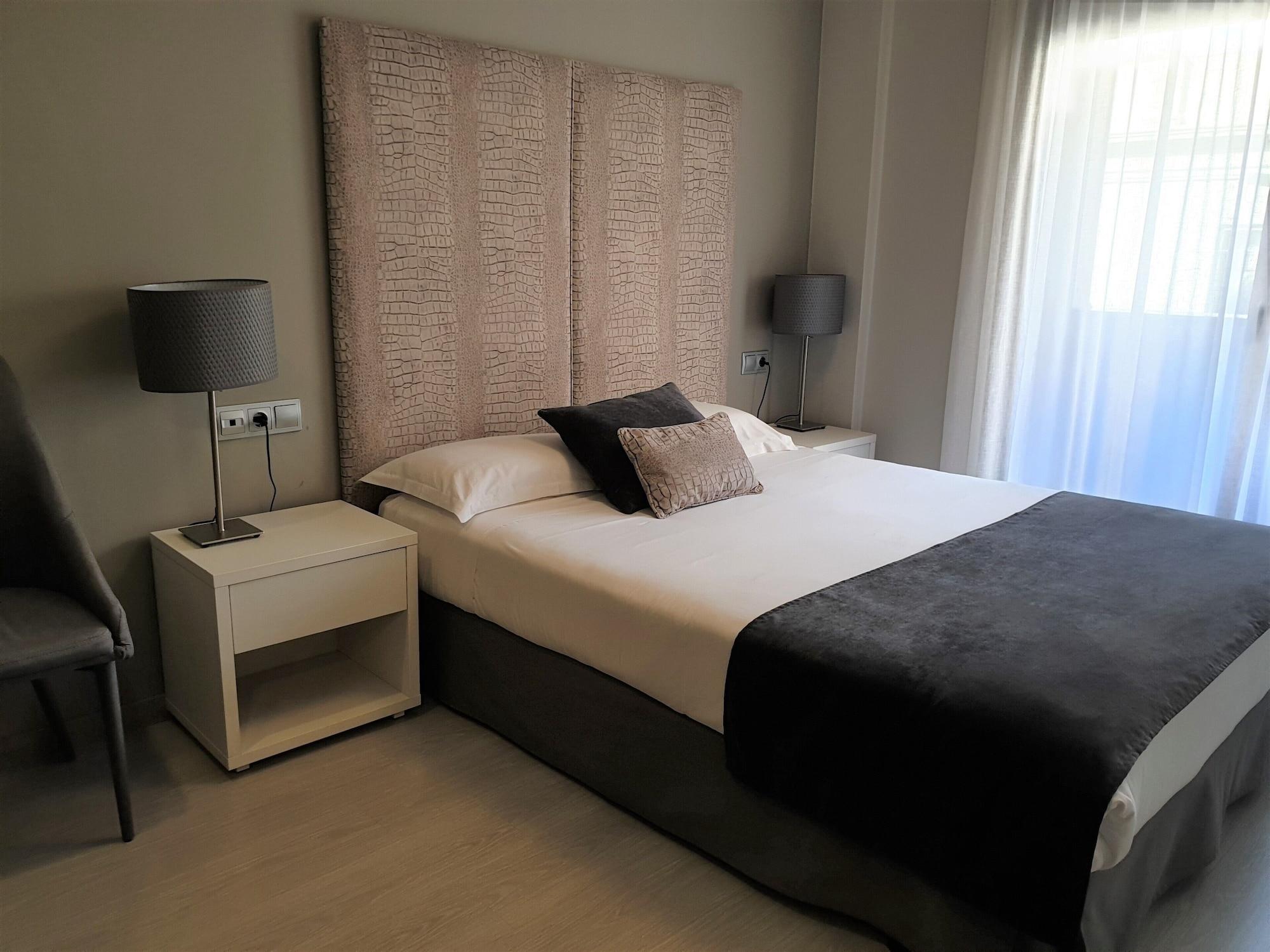 Apartamentos Real Lleida Dış mekan fotoğraf