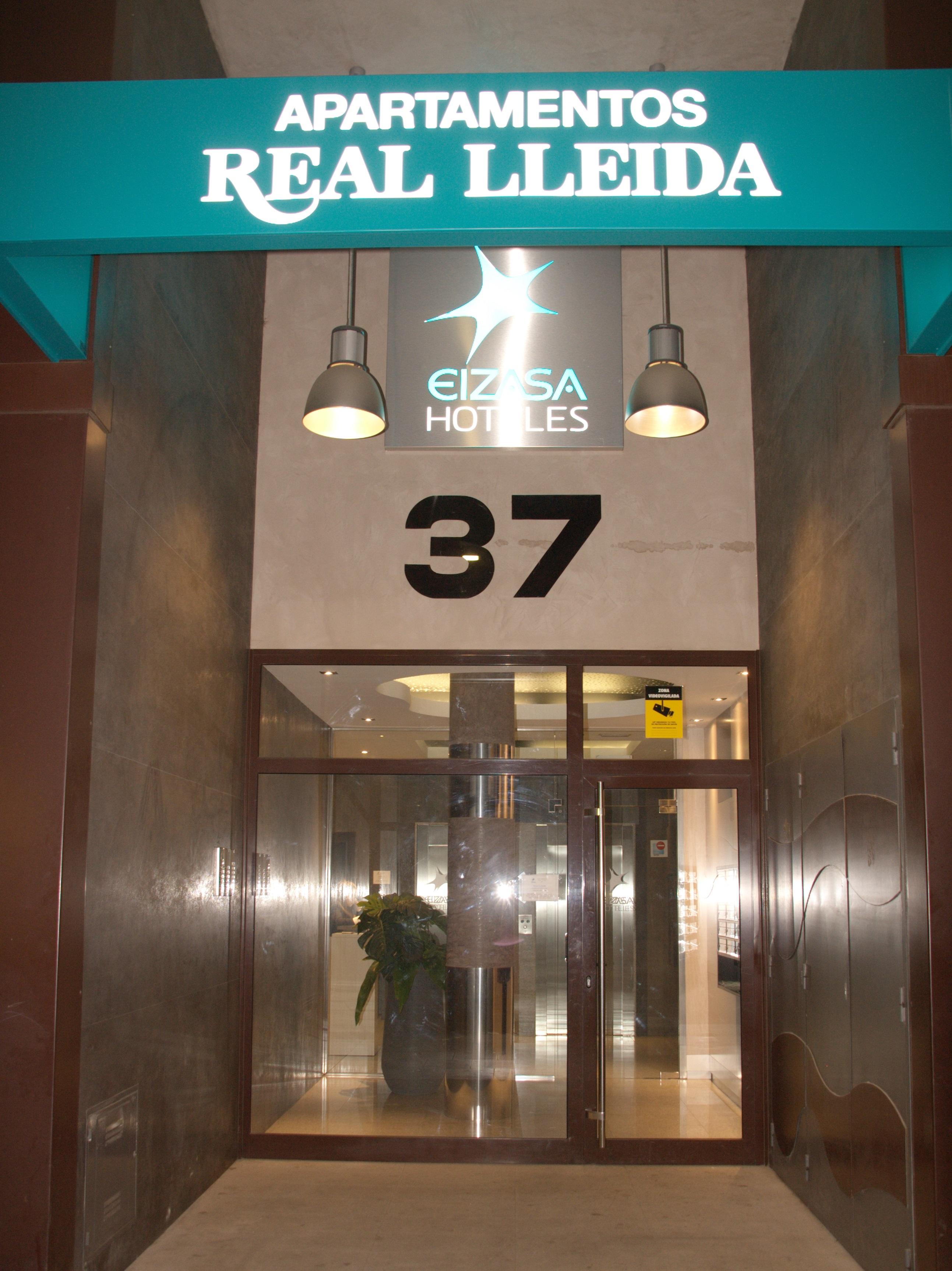 Apartamentos Real Lleida Dış mekan fotoğraf