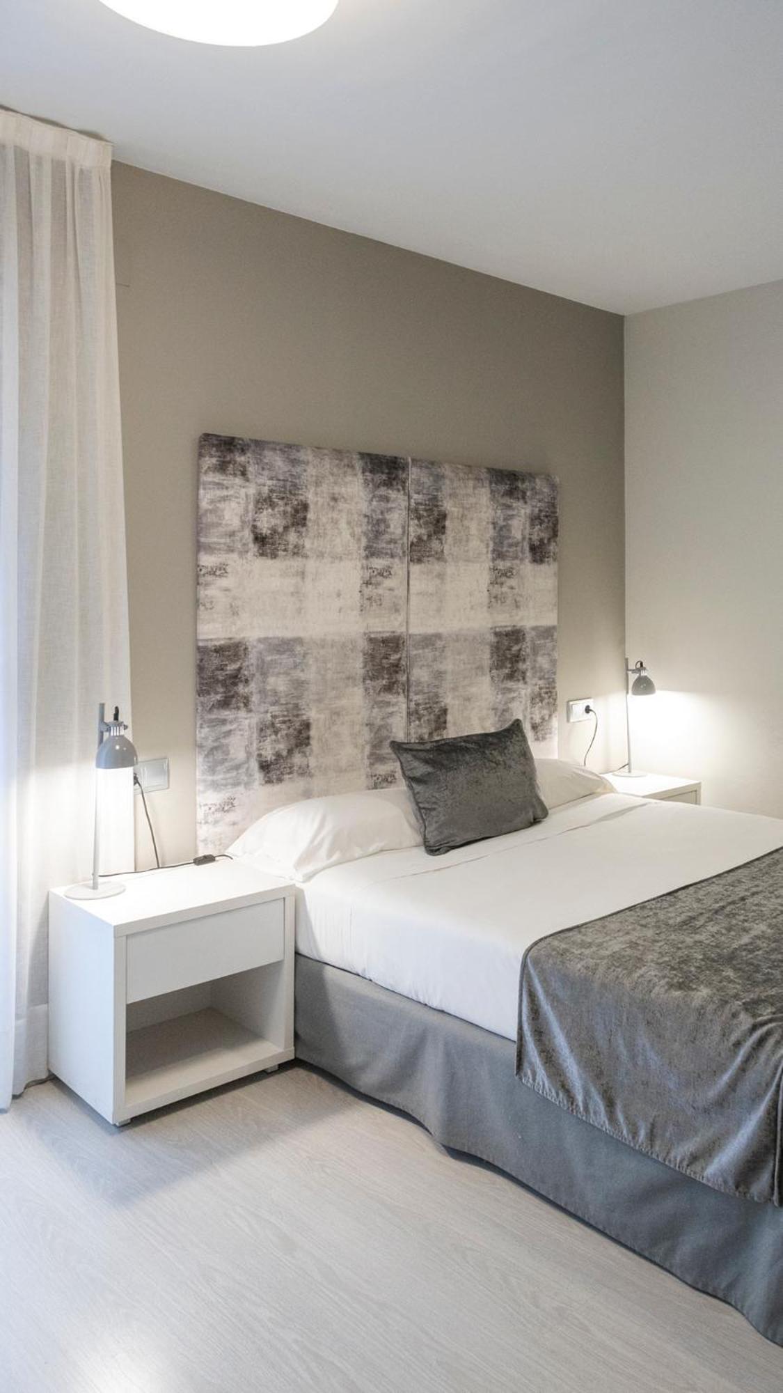 Apartamentos Real Lleida Dış mekan fotoğraf
