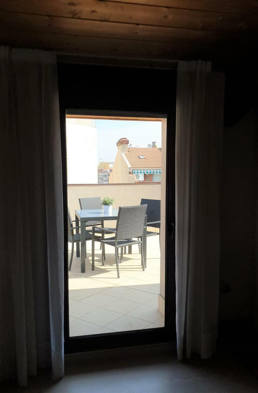 Apartamentos Real Lleida Dış mekan fotoğraf